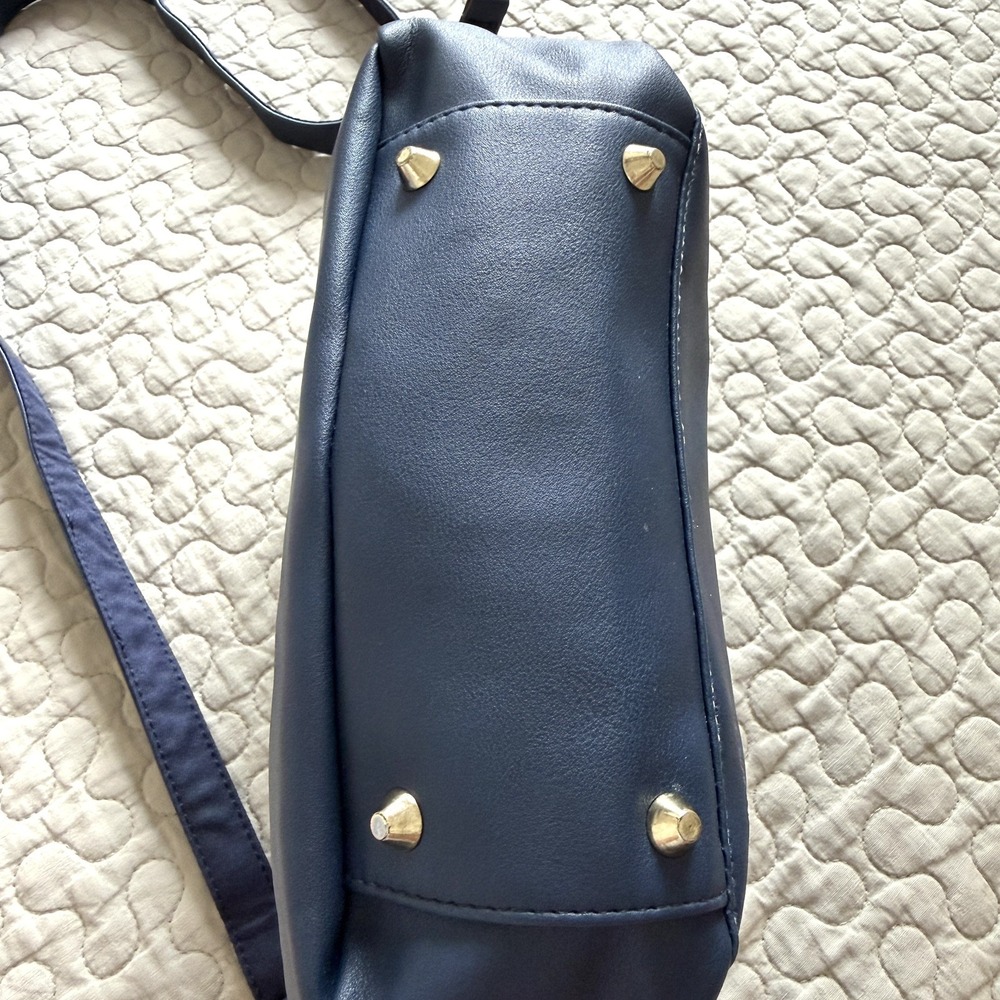 Disney Donald Duck Convertible Shoulder Crossbody Bag Navy Faux Leather Purse - Picture 14 of 16